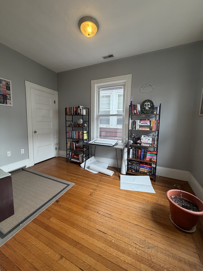 Photo - 122 Calumet St Unit 3