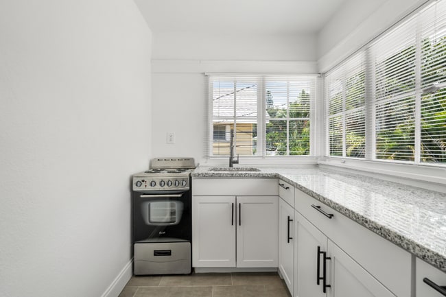 Photo - 919 16th Ave N Unit #3