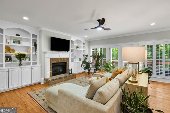 Photo - 2635 Colgan Ct SE