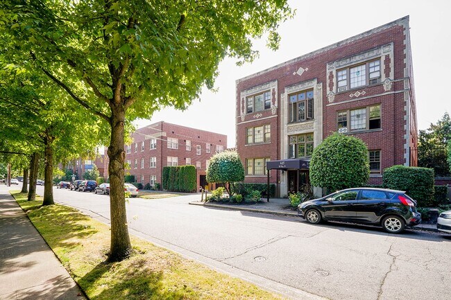 Photo - The Iris Apartments