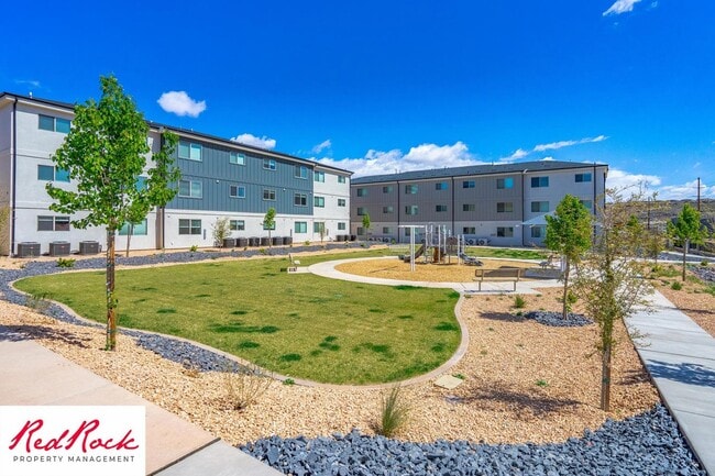 Photo - Inviting 2 Bedroom End Unit Condo - Pet Friendly!