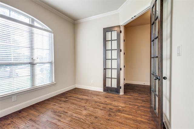 Photo - 503 Hemlock Ct