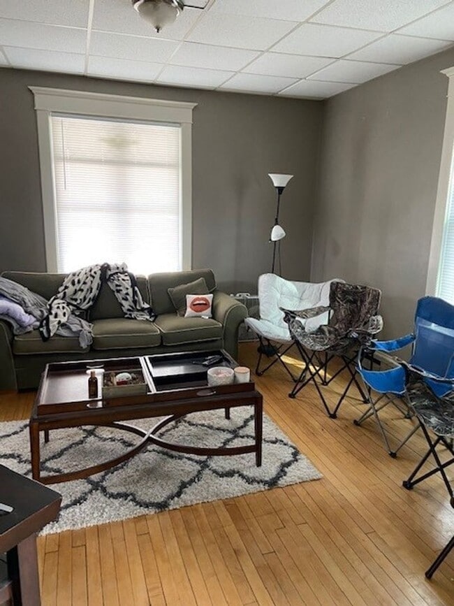 Photo - Charming 4 Bedroom 2 Bath House