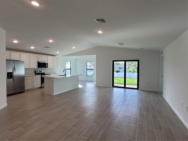 Photo - 11100 Vanessa Ave