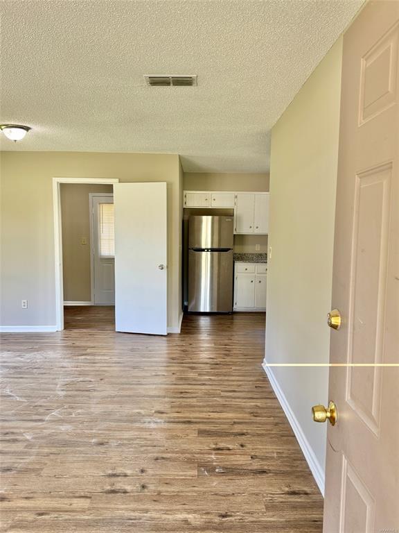 Photo - 731 St Martins Dr