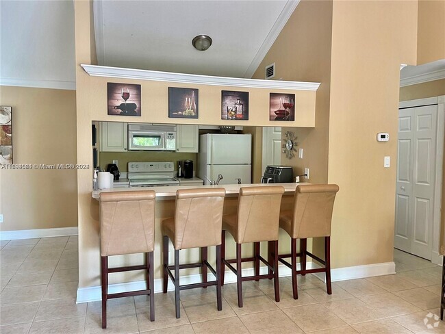 Building Photo - 10420 SW 158th Ct Unit 201 Rental