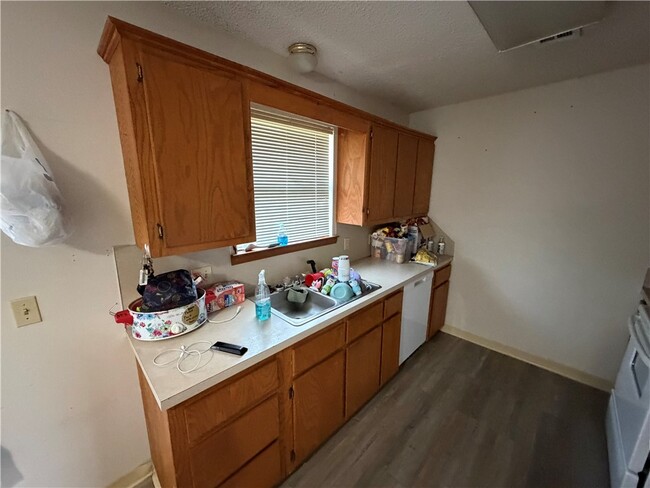 Photo - 1657 W Pleasant Grove Rd Unit C