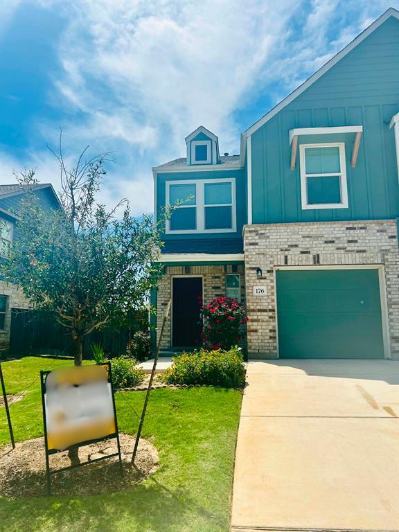 Photo - 176 Andross Ln