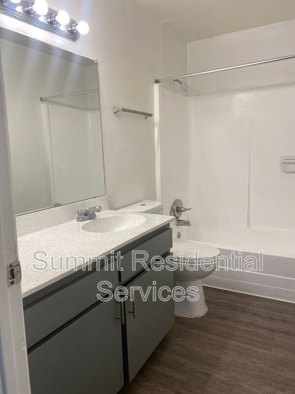 Photo - 2230 E Ft Lowell Rd Unit 223