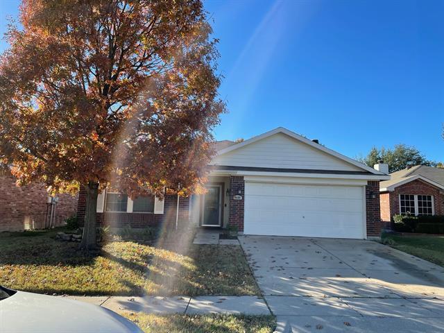 9409 Goldenview Dr