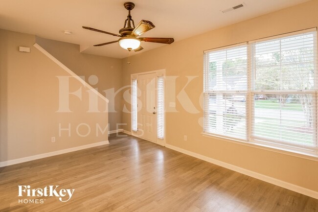 Photo - 8954 Planters Row Ln