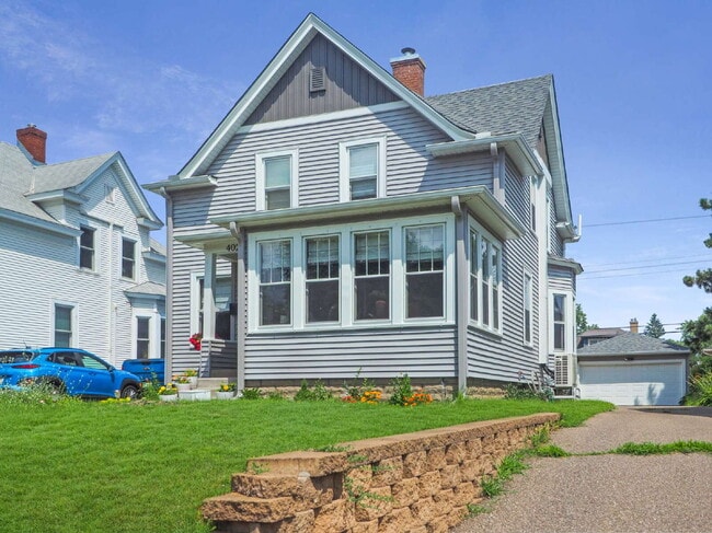 Photo - Charming 3 bedroom home in Uptown. Pets Welcome!