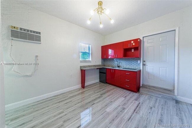 Photo - 6200 Dewey St Unidad A