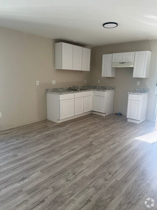 Building Photo - 50 Hunters Ave Unit 52-3 Rental