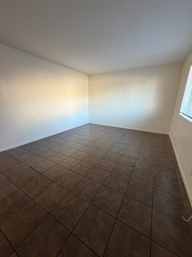 Photo - 1420 E Brown St Unidad B
