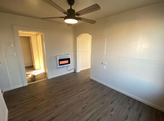 800 S 2nd St