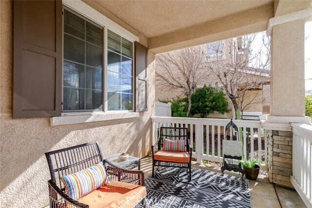 39112 Desert Holly Ln
