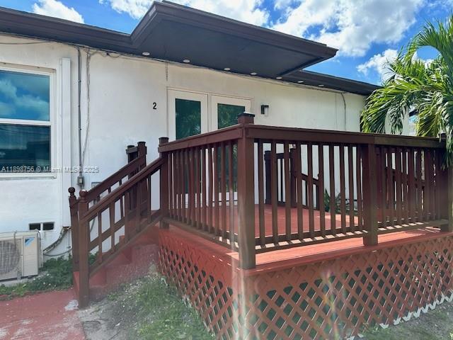 Photo - 2215 SW 47th St Unit 2