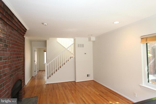 Photo - 1089 Paper Mill Ct