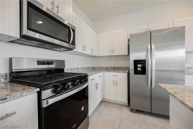 Photo - 402 Larksong Ave