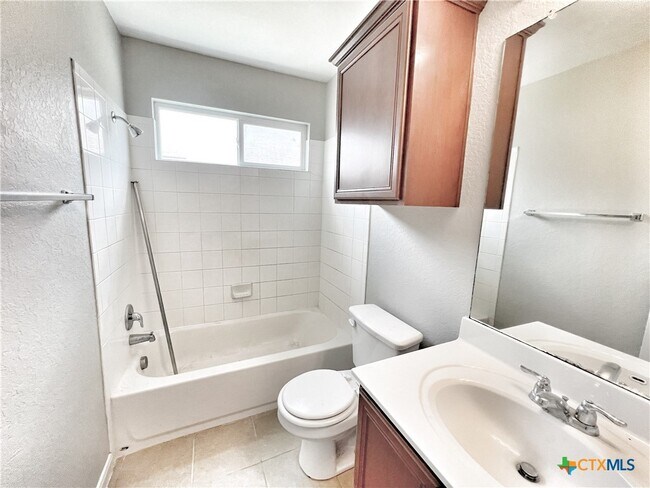 Photo - 761 Wolfeton Way Casa