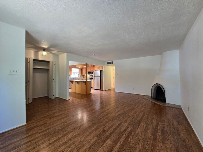 Photo - 112 Calle Palomita