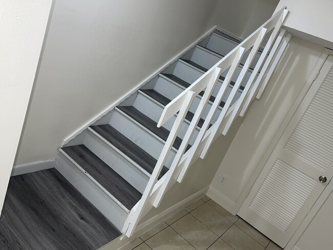 Photo - 5953 NW 25th Ct