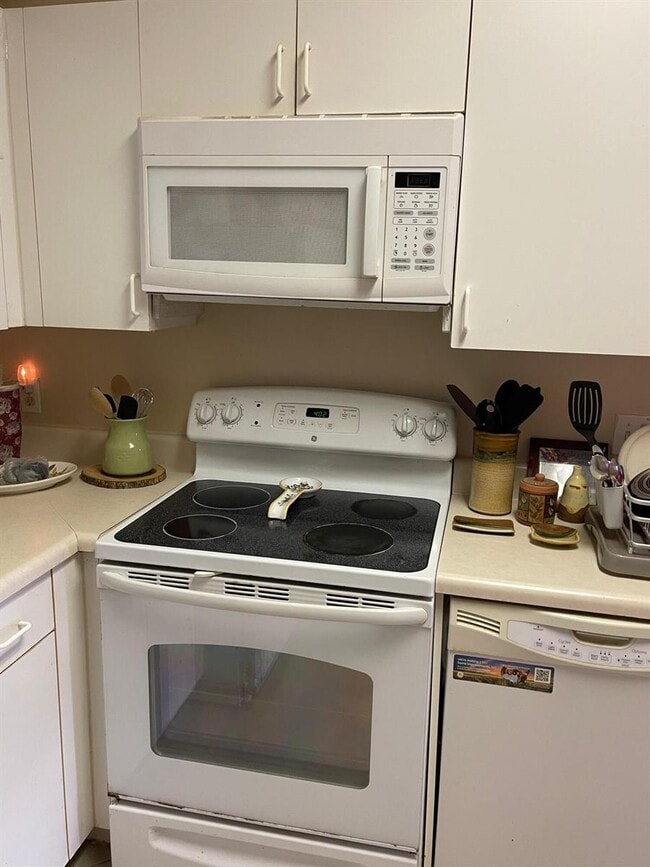 Photo - 6976 SW 39th St Unit G205