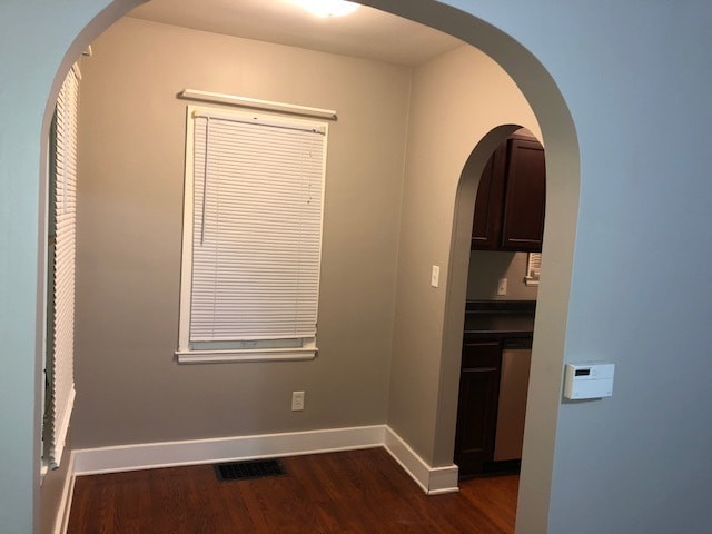 Photo - 215 Melrose Ct