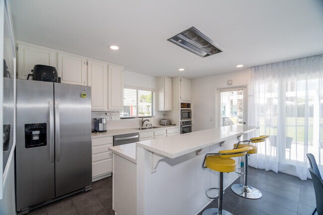 Photo - 70400 Los Pueblos Way