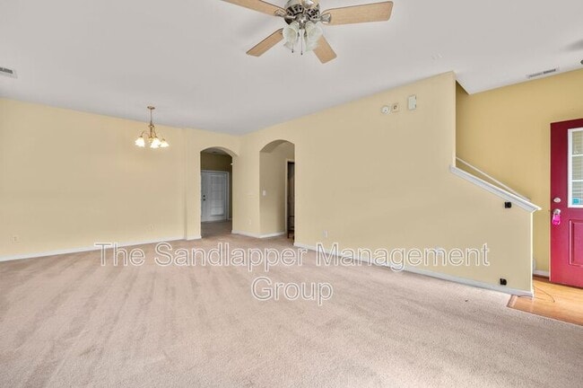 Photo - 217 Meadow Wood Rd