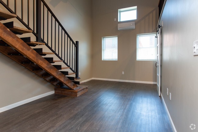 2HAB, 1BA - The Concord Lofts