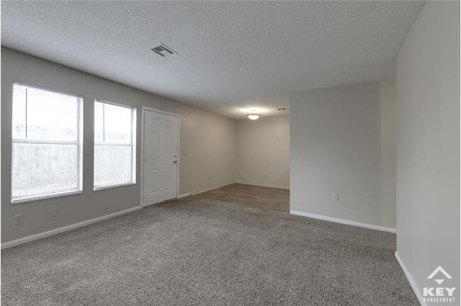 Photo - 1324 N Minneapolis St