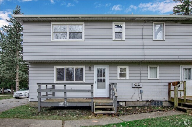 Building Photo - 24 Faahs Dr Rental