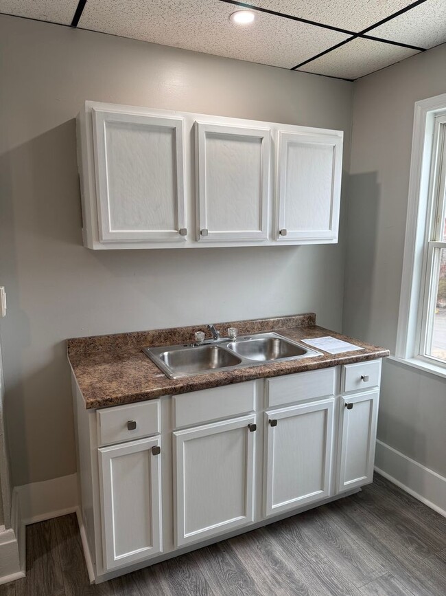 Photo - 1932 Lowrie St Unit 1932 Lowrie St 3