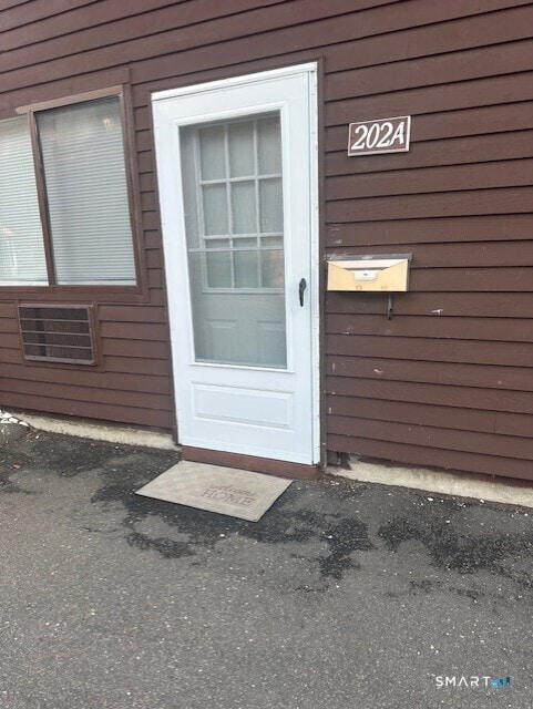 Building Photo - 202 Naugatuck Ave Unit A