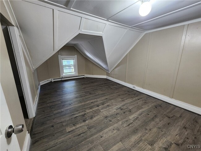 Photo - 927 State St