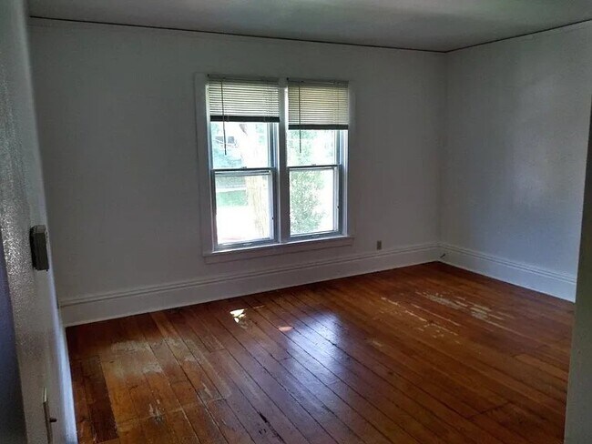 Photo - 1014 E Gorham St Unit B
