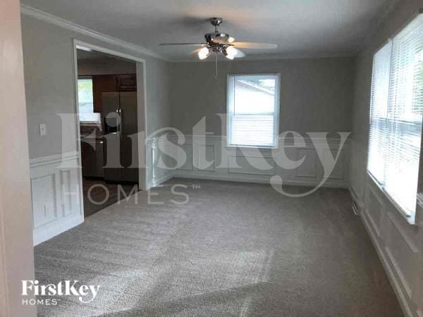 Photo - 940 Ridgeway Dr