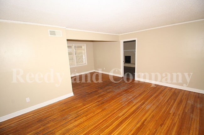 Photo - 1555 S Perkins Rd