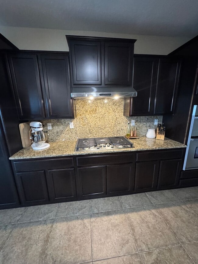 Photo - 3 bed 2 bath - beautiful home!