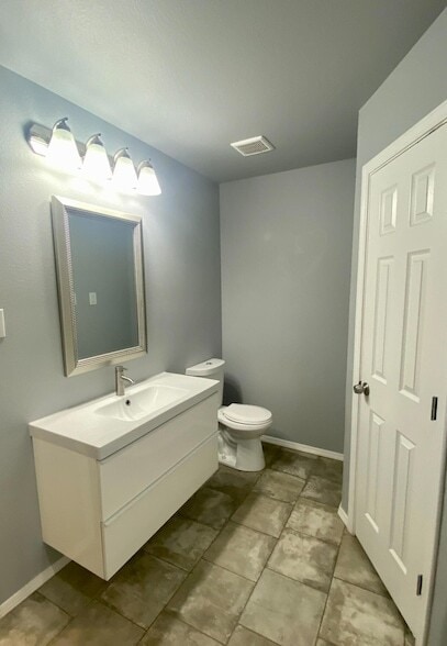 Photo - 8605 10th Pl