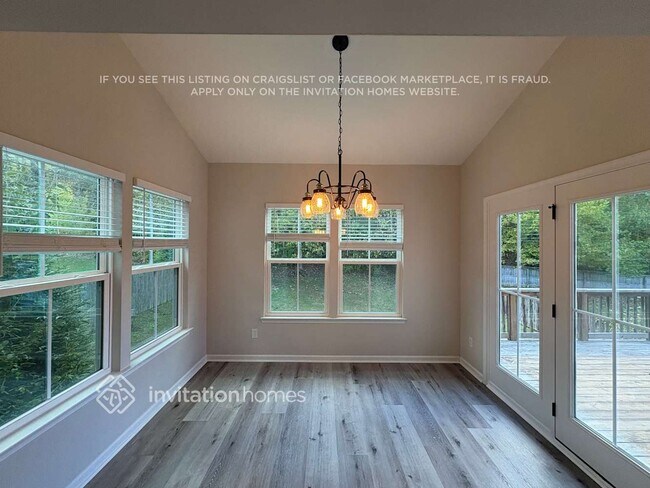 Photo - 949 Fairdale Ct