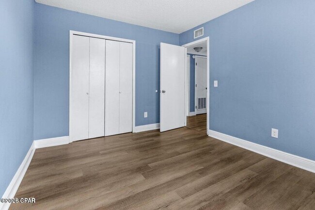 6321 Lenawee St Unidad B3