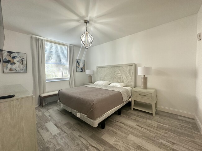 Photo - 630 S Sapodilla Ave Unit 104