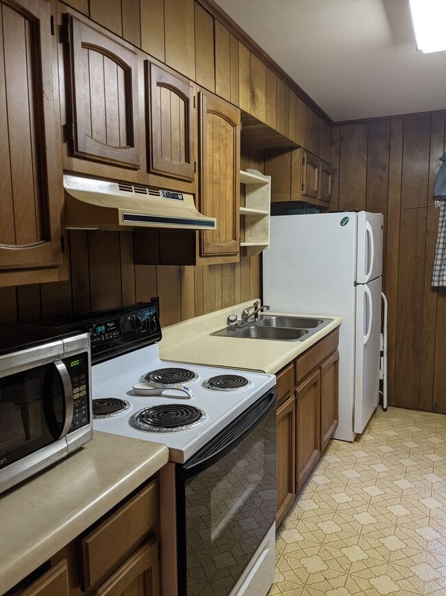 Photo - Montreat School Year Rental