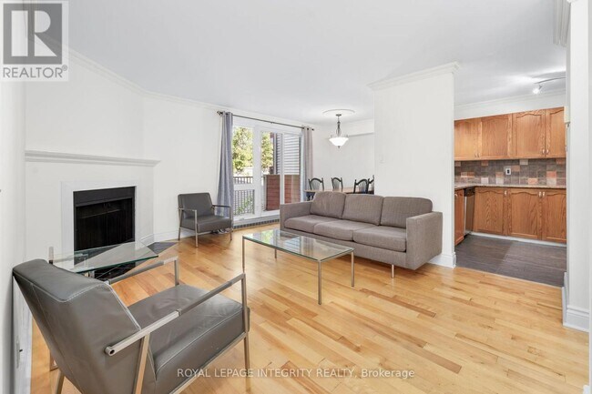Photo - 1589 St Bernard St