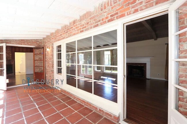 Photo - Oakmore Ranch Style Home