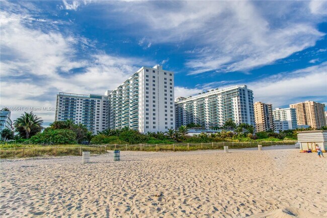 Photo - 2301 Collins Ave Unit 1026