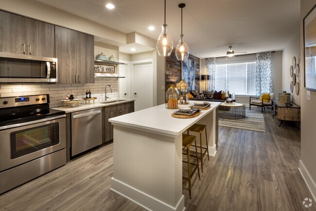 Building Photo - Lumen Grant Park Rental